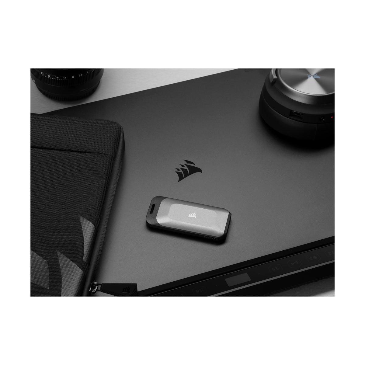 CORSAIR EX100U 1TB Portable USB Storage