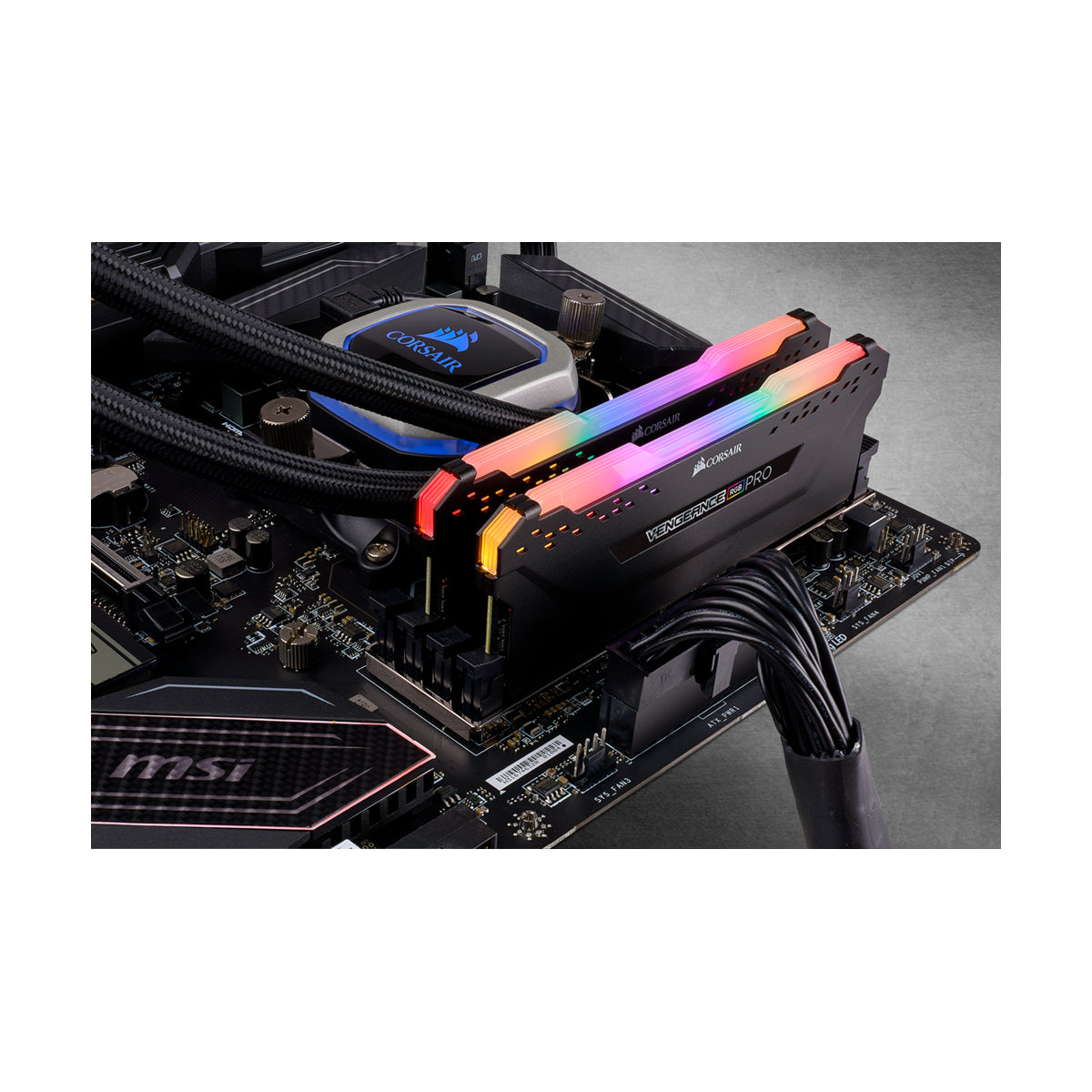 CORSAIR VENGEANCE 32GB DDR4 3600 C18