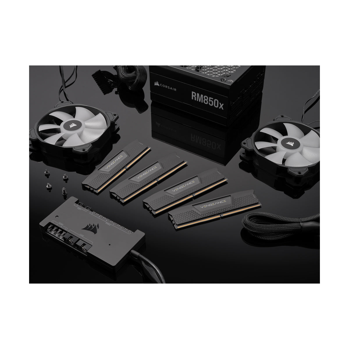 CORSAIR VENGEANCE DDR5 16GB (2 x 8GB) DDR5 5200 CL40-40-40-77 1.25V Intel XMP - BLACK